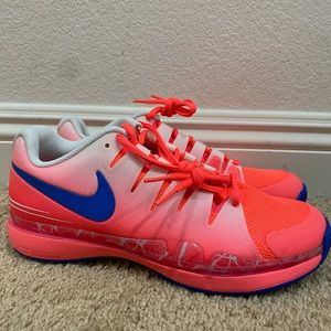 NikeCourt Air Zoom Vapor 9.5 Tour Tennis Shoes!!